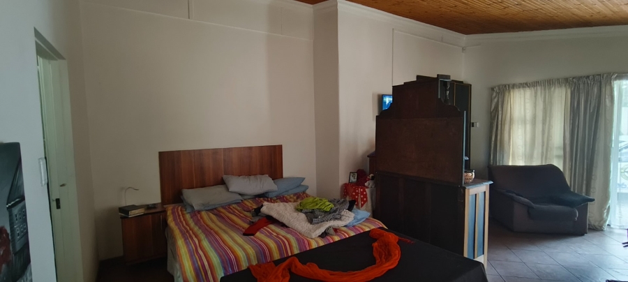 9 Bedroom Property for Sale in Generaal De Wet Free State